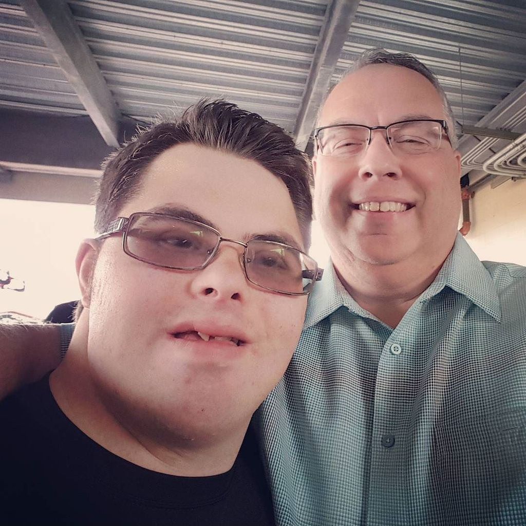 ChrisAllenSkywx's tweet photo. My best buddy David. #downsyndrome #buddywalk2015 https://t.co/9paaUCMAdG https://t.co/bz3XPT6xBo