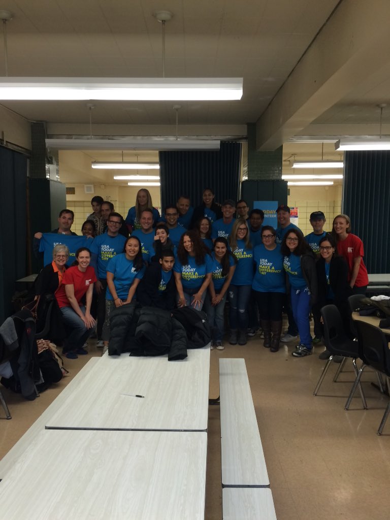 atyost's tweet image. NYC Gannett team Making A Difference at PS 182 The Bilingual Bicultural School #MMDay #USAT