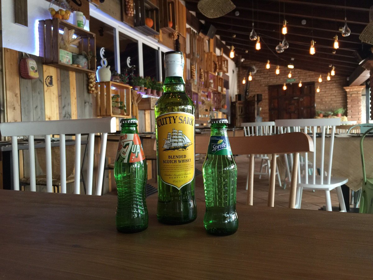HouseCafeSN's tweet photo. COPAS A 5€ en las marcas de las fotos,ademas  si nos sigues y subes una foto @housecafesn te invitamos a cafe o te. https://t.co/51IRKf63X1