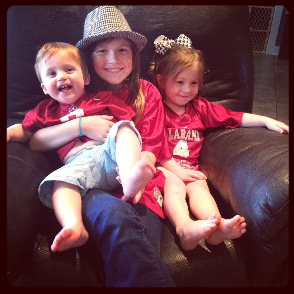 Game Day Ready!!! #SECBabies #SECNation <a href="/AlabamaFTBL/">Alabama Football</a>