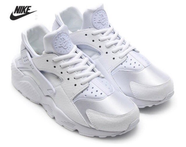 ClothesPromoter's tweet photo. FAV if you like these shoes 😍

Get these at: https://t.co/9tjOgXRrKz

Use promo code "FASHION" for 10% off ‼️ https://t.co/o8pYSwEK2b