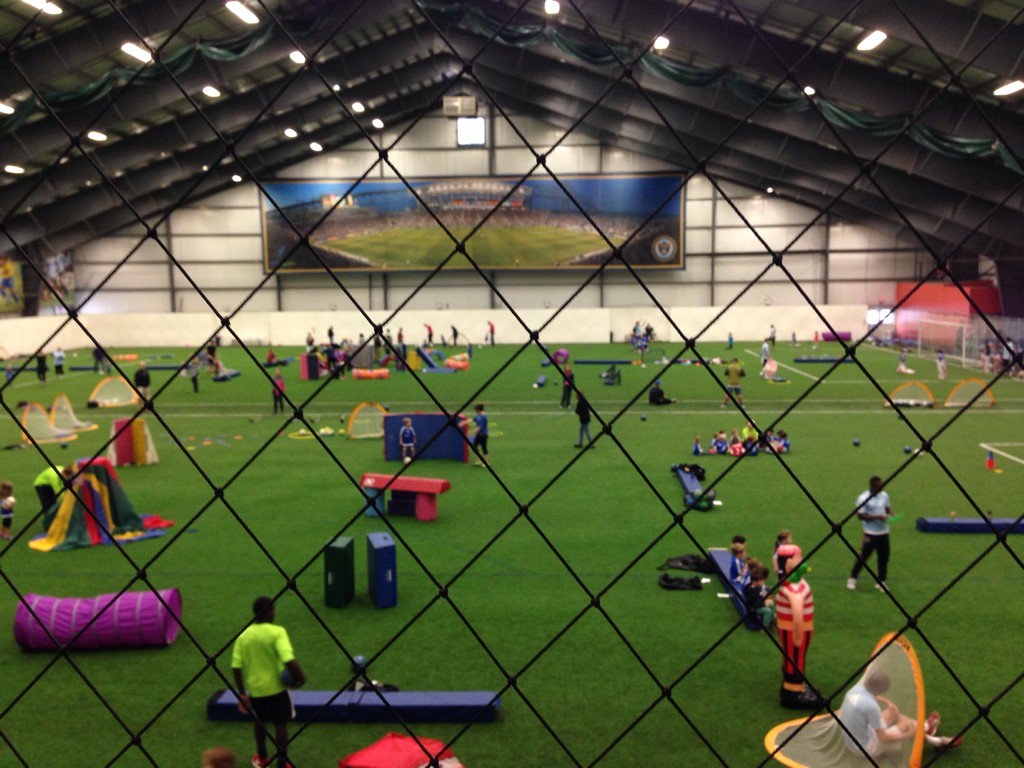 chezfutbol's tweet photo. Academy Director Course- a case study at MLS Philadelphia Union Academy and YSC Sports. https://t.co/EPx5NtzOFG