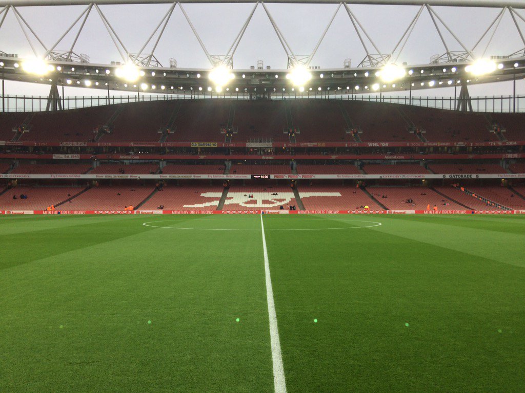 Arsenal's tweet image. Emirates Stadium is ready for #AFCvEFC, are you?