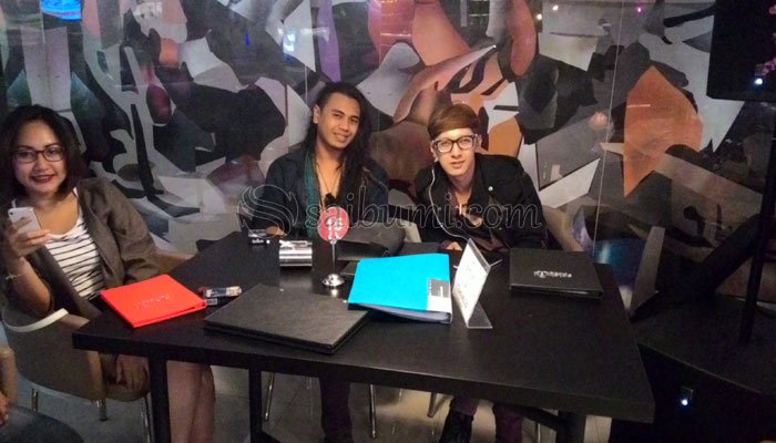 saibumi_com's tweet photo. Boym Seurieus Band dan Wima J-Rock Hadir di Selebriti Entertainment Center https://t.co/ZBrUnYui41 https://t.co/BARSAGRQea