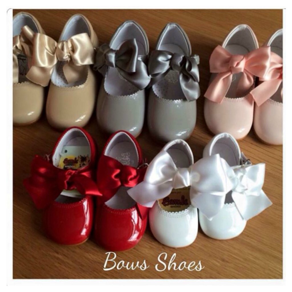 Rubysbowtique07's tweet image. Last chance to order before Christmas! #bowshoes #spanish #patentleather