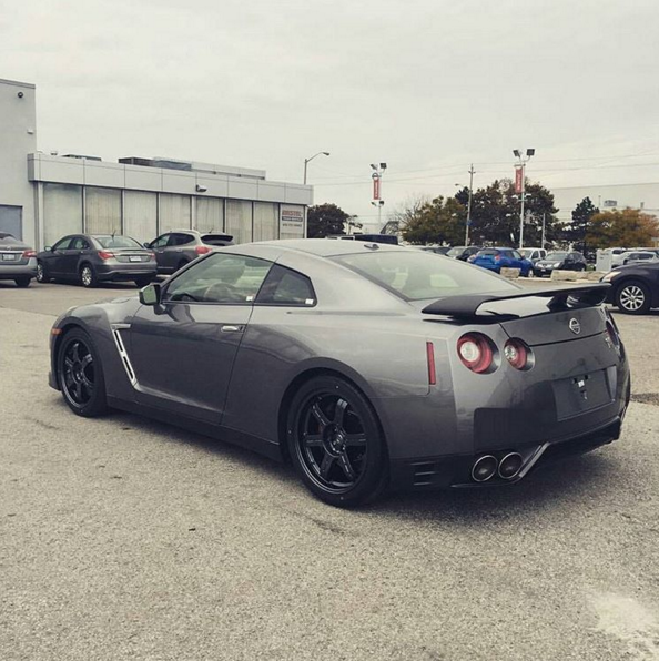 CarSwapMe's tweet photo. Nissan GTR 2016 😩😍 https://t.co/EZ4L2VxTuY