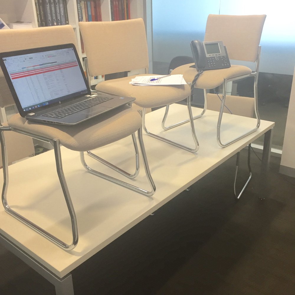 getGBstanding's tweet photo. Because DIY Sit-Stand solutions are equally possible #SitLessMoveMore #SendYourPic https://t.co/MlrvWGw44h
