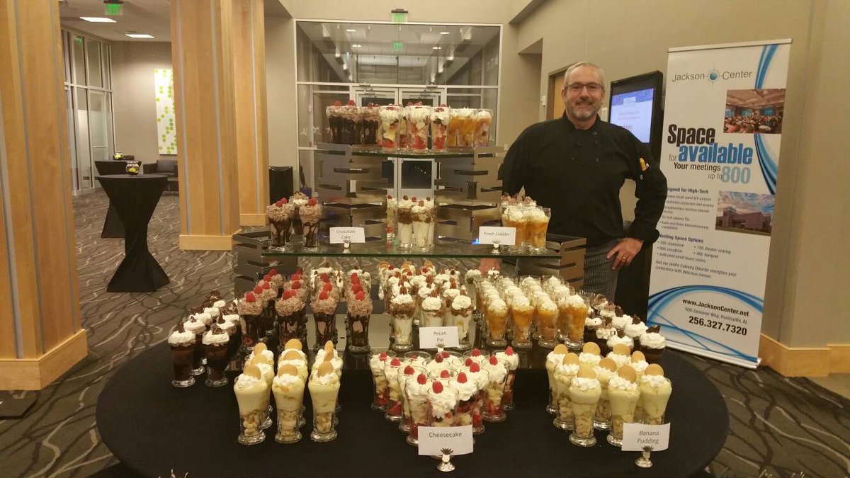 HsvMeetings's tweet photo. We believe that everyone should have their just desserts. :) #dessertbar #JacksonCenterChefs #goodnessinaglass https://t.co/DIEpDmneL7