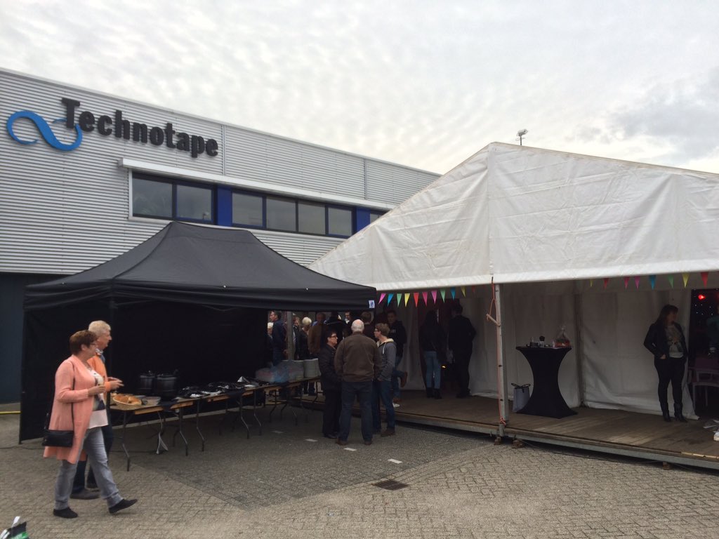 TXRicardo's tweet photo. Heel veel Texelaars weten dat niet, maar dit bedrijf zit echt goed in elkaar! Nu jubileum, hulde! #Technotape https://t.co/VI4XIZo1Ll