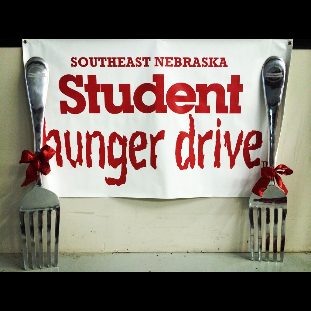 BaxterAuto's tweet photo. @SHD_SoutheastNE Our Baxter Lincoln stores are a proud supporter of the Student Hunger Drive #StickItToHunger https://t.co/4jMej1eVDo