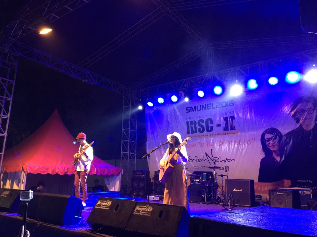 endahNrhesa friends tweet media