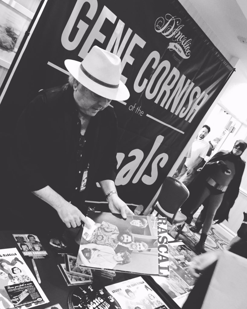 #Groovin at #Chiller #chillertheatre #batman #dangelicopresents #RockAndRoll #dangelico #GeneCornish #therascals