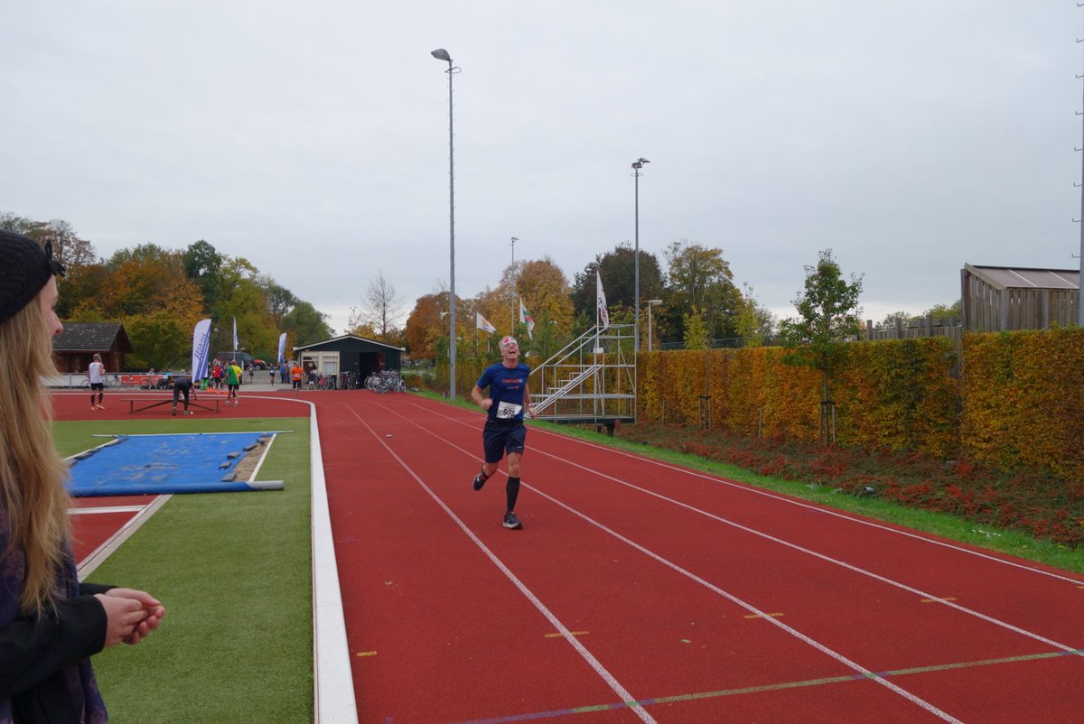 2871Rob's tweet photo. So grateful: 6min30 off my 2012 PR on #Dijkloop semi marathon. #fasterafter50 https://t.co/WS3VoZWHQf https://t.co/s86XoMTfhT