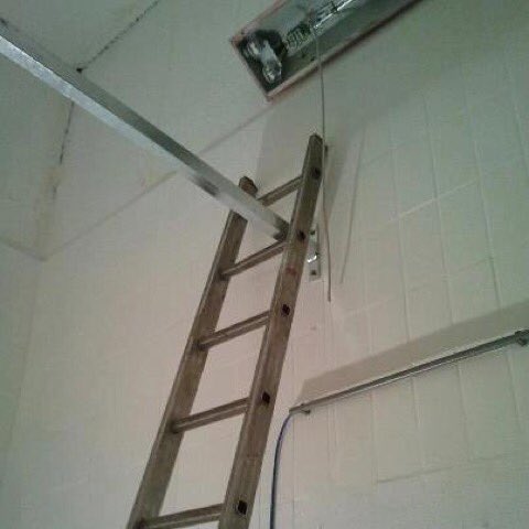 ThepowerfulPics's tweet photo. You Had One Job. https://t.co/Th83LyMnz2