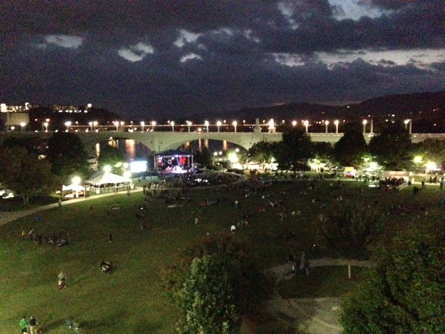 RiverRocks tweet media