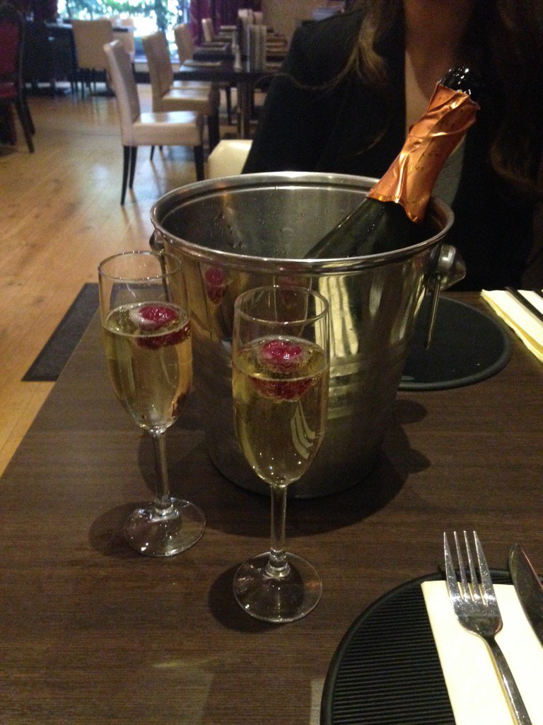 How my lunchtime looked thanks to <a href="/Horatio_Todds/">HoratioTodds</a> 😍