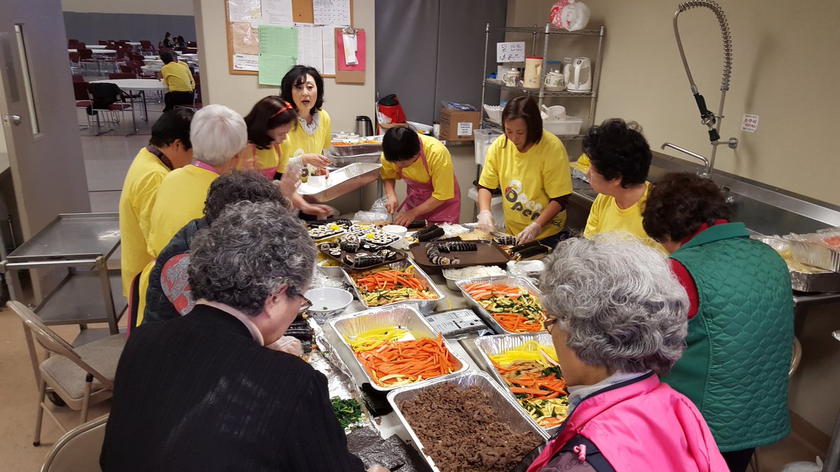 Insidethe's tweet photo. Lots of yummy Korean food fresh and already made. #cherryhillkoreanfood https://t.co/dYOOhybBDb