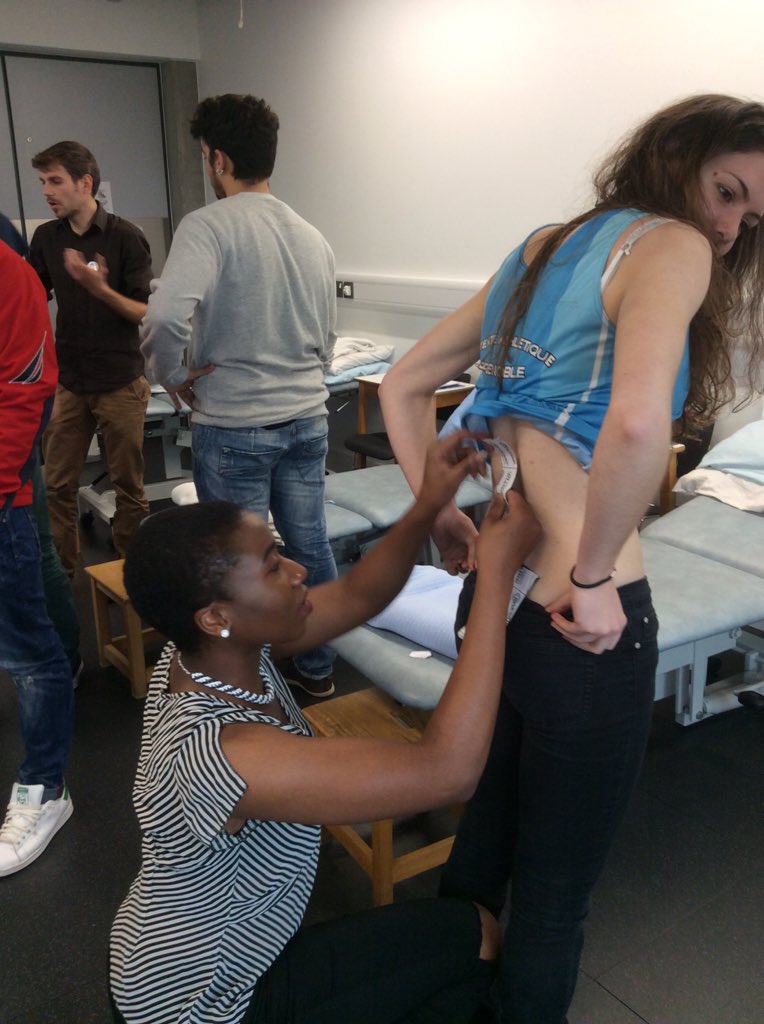 ECPTS's tweet photo. Students getting hands-on at #ecpts15 with @Kinesio_UK https://t.co/HiQOmFEiHD