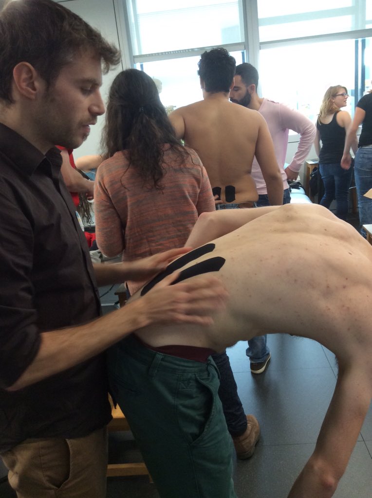ECPTS's tweet photo. Students getting hands-on at #ecpts15 with @Kinesio_UK https://t.co/HiQOmFEiHD