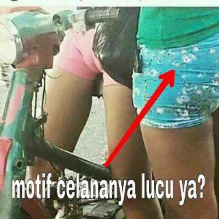 soalNAKAL's tweet photo. Motif apa celana ini? #testmata #sn https://t.co/uLjCiBw6jh