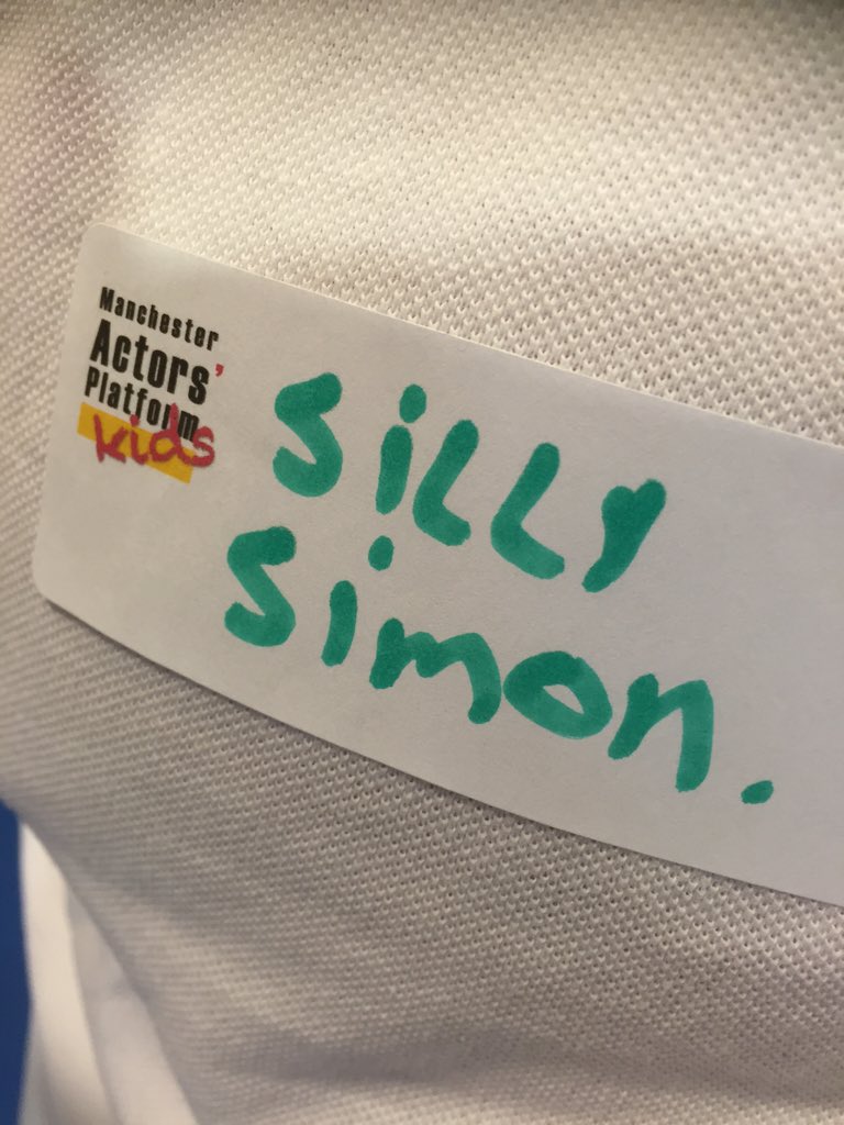 Simon_Naylor's tweet photo. My alter-ego this morning for @MAPlatform #MAPKids Blooming great fun!!! https://t.co/pwKH0EgzNn