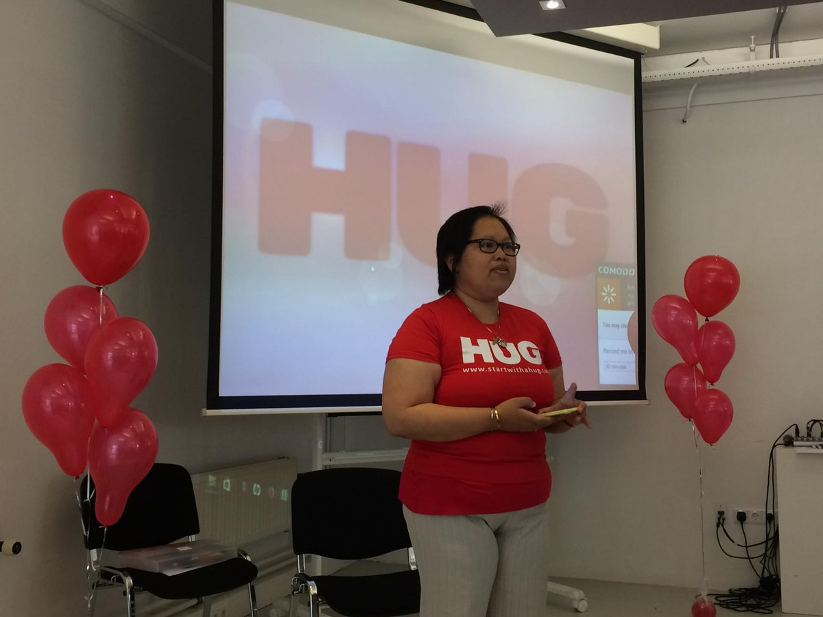 Rodand's tweet photo. Lana kicking off the HUG conference #startwithahug https://t.co/dWWAAqzFUm