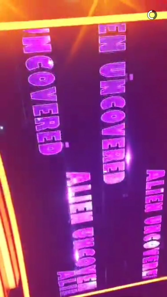 AlienUncoveredS's tweet photo. OMG @AlienUncovered IN LIGHTS ππ THIS IS THE START QUEENS SQUEEE π¬π I'M SO EXCITED FOR YOU #IBelieveInAlien πππ½π½ππ»ππ» https://t.co/LfiI0tGVfo