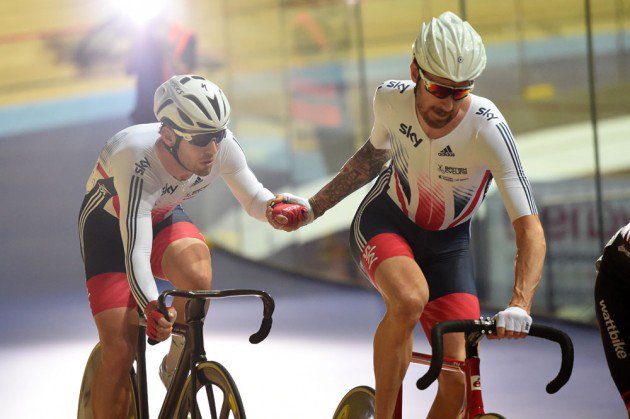 Bradley Wiggins heads strong Revolution Series field in Manchester trib.al/Y73Jiez
