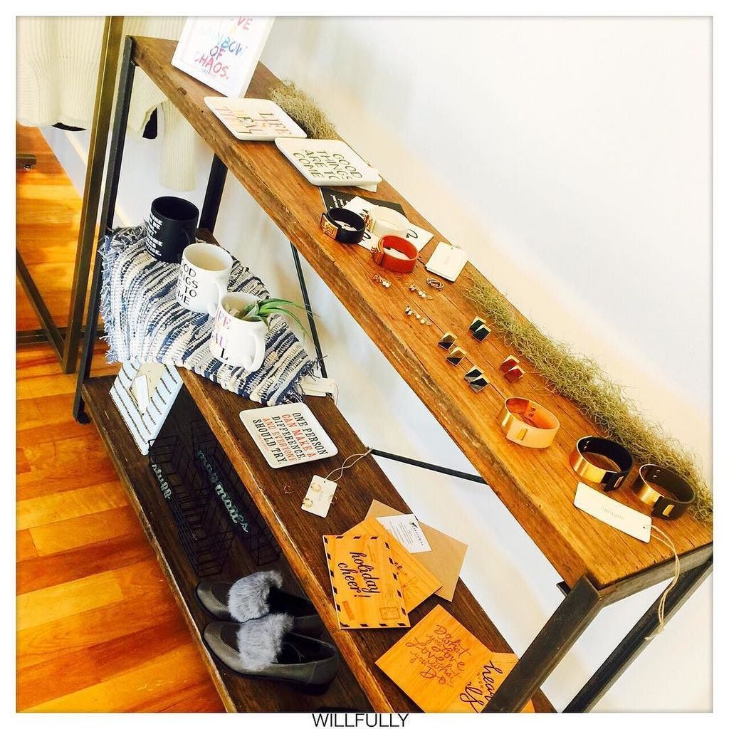 sp4zax's tweet image. まいちゃむInstagram♪ | 今日はほのたそと
willfullyの展示会に行ってきた👍🏻✨
可愛い洋服にアクセがたくさんやった😚💕
.
#willfully #展示会 #fashion #instagood #l4l #패…