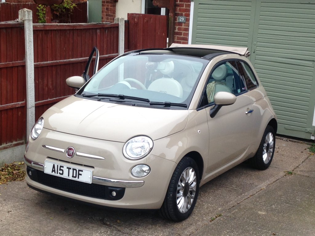 luigilatte500's tweet photo. #ilovemyfiat #Fiat500 #lovemyfiat
Luigi actually managed to get on the drive, https://t.co/iCFvxFrRNa