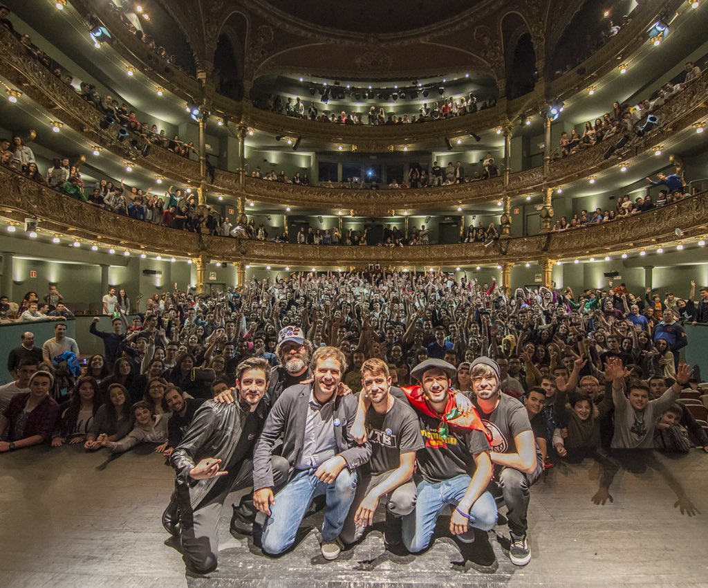 Wismichu's tweet photo. Esta foto es genial. Muchas gracias Bilbao, ponemos rumbo A Coruña. https://t.co/0y3rRqyEBm https://t.co/Q82fwWE2lP