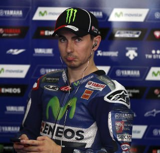 detikcom's tweet photo. Start di Belakang Rossi, Lorenzo: Yang Penting Nanti Finis di Depan Dia https://t.co/pUlNanX83A via @detiksport https://t.co/zcbZhSWfnV