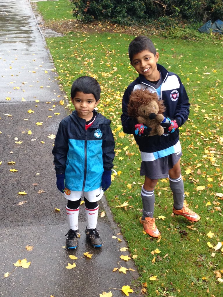 CharlesettaSisk's tweet photo. RT superflycov: World Cup Winners #Coventry #under8s #jaiheer #jeevanheer #under4s https://t.co/LmSFXYU5WS https://t.co/uyKCBIyxqE