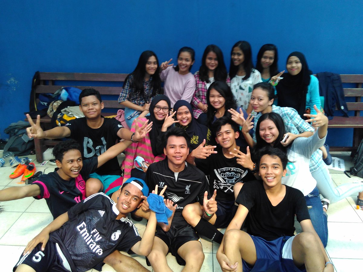 Rasizzer2016's tweet photo. Gak jago bikin caption, yang pasti kalian luar biasa😘😘 https://t.co/9CtflDaTna