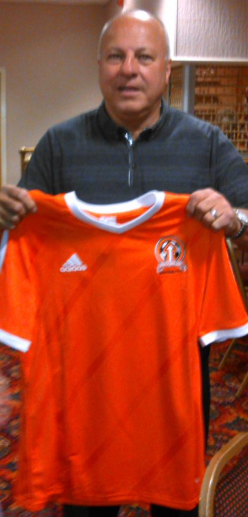 BFCProtestShirt's tweet photo. Eamonn O'Keefe has got one. Have you...? #FootballFirst #WeAreBlackpoolFC https://t.co/tIvpIC0tVD