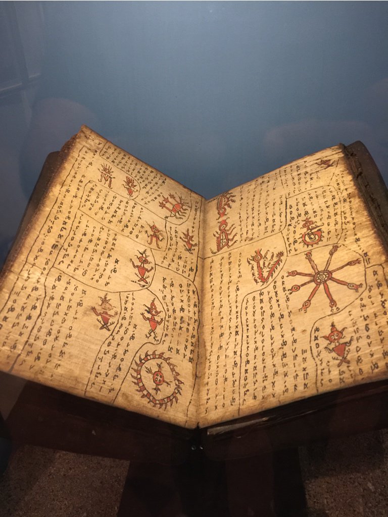 jokoanwar's tweet photo. Di Museum Gajah, Jakarta, ada eksibisi JALUR REMPAH. Sejarah kekayaan rempah Indonesia. Bagus sekali! Sampai 30 Okt. https://t.co/bIjJWW7mu5