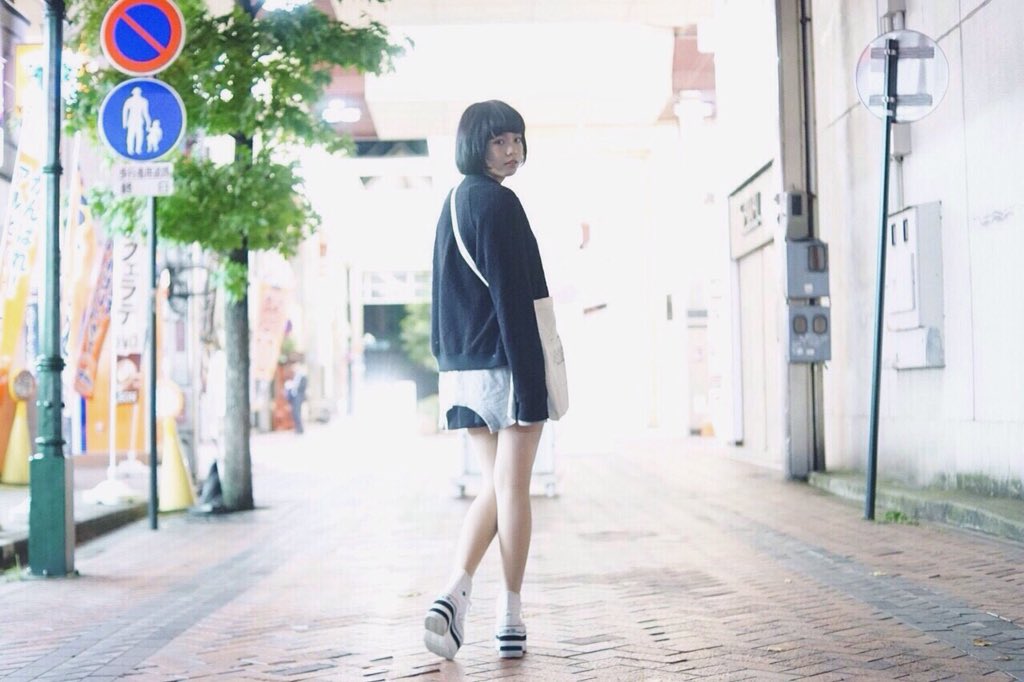 color_niigata's tweet photo. #model kanako
#fashion #snap #photo
#MaisonMargiela #CONVERSE #Retique
#モデル #スタイル #コーディネート #スナップ #イマソラ #写真 #新潟 https://t.co/h9oBl004sS
