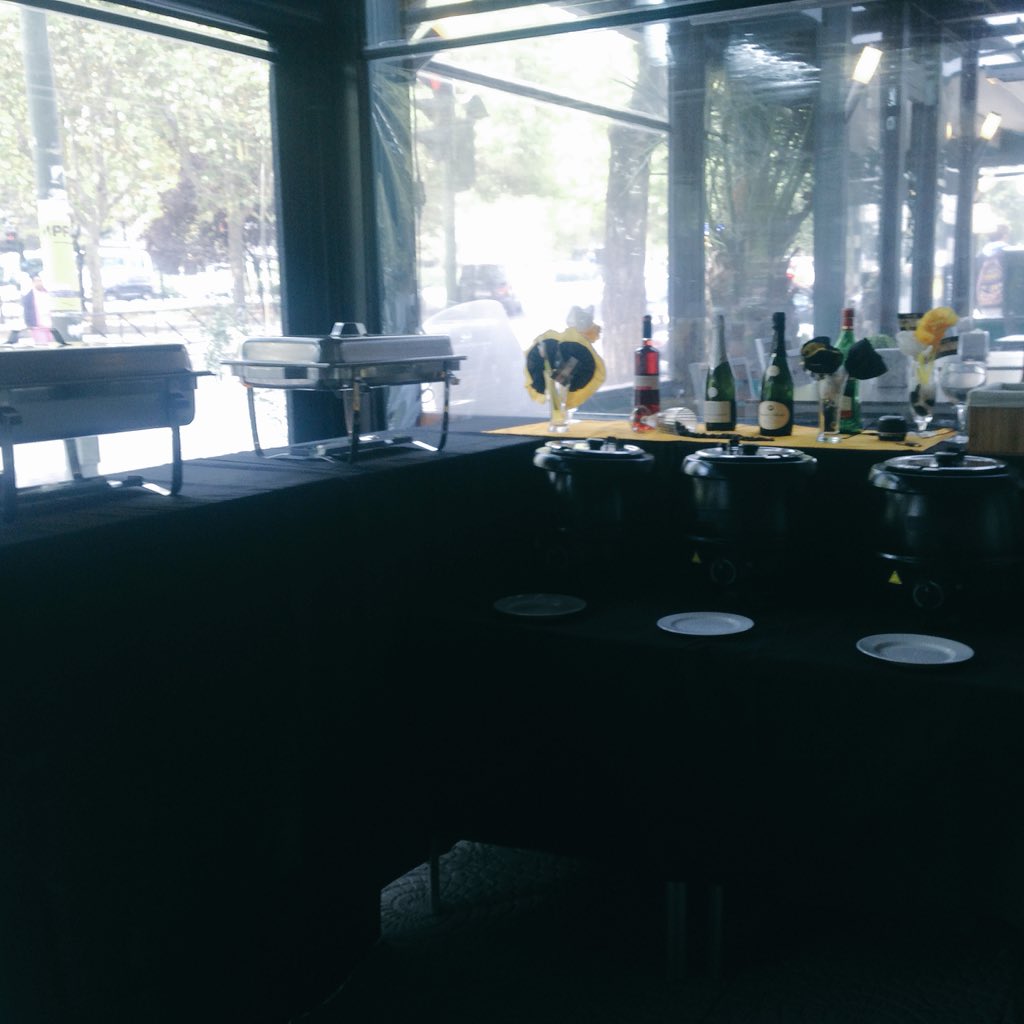 RevistaTural's tweet photo. !!!!!!El Café del Espía estrena buffett en su terraza de invierno!!!!!! @cafedelespia https://t.co/nUFfmCaO2d