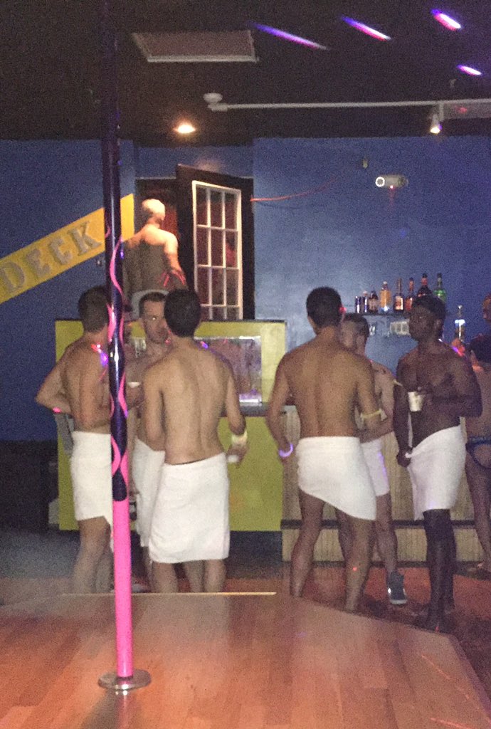 buffboyzzpa's tweet photo. @Buffboyzz tonight at Sansom St Gym. 2020 Sansom St. 9pm-3am
$50 admission includes complementary beverages https://t.co/0GmdBfkSMv