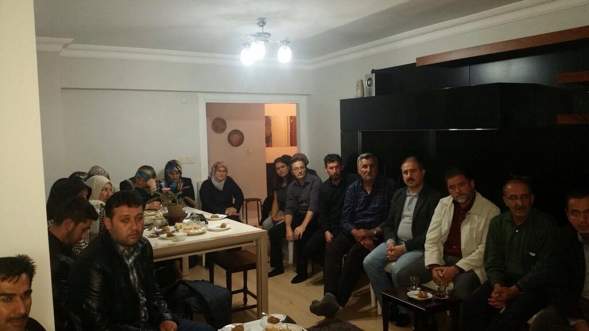 argeumr's tweet photo. Bel.Başk.Yard. @hakangurbuz24 ile A.Yavuz Mh. Asya Kent Sit.Sohbetimiz @ESEDATCAKIROGLU @NYEKELER @ekanariya https://t.co/arPNpsxeXM