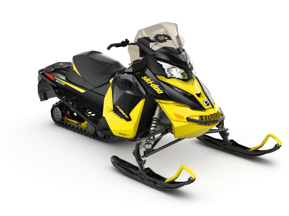 JackieMom76's tweet photo. Picking up my new ride next weekend #braaaaapppp #eatmyroost #sillyboyssledsareforgirls https://t.co/ZrCNLVc6cd