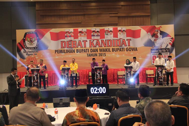 Sambil Ngopi, HMI Bedah Program Kandidat Pilkada Gowa dlvr.it/CXbyZG #Pilkada #Sulawesi #debatkandidat