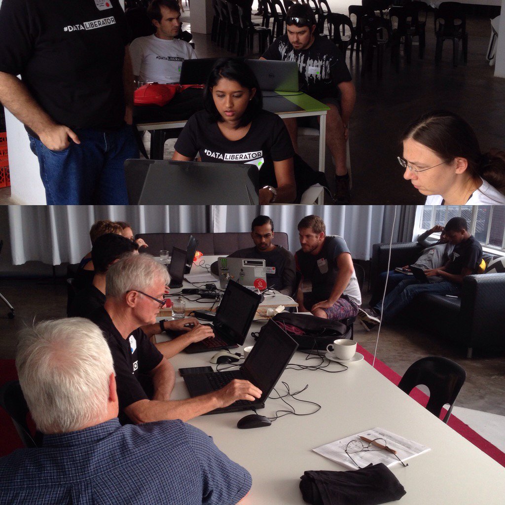 richardgevers's tweet photo. Durban teams frantically putting together their presentations at #SAOpenData https://t.co/DL7Eq4RSDr