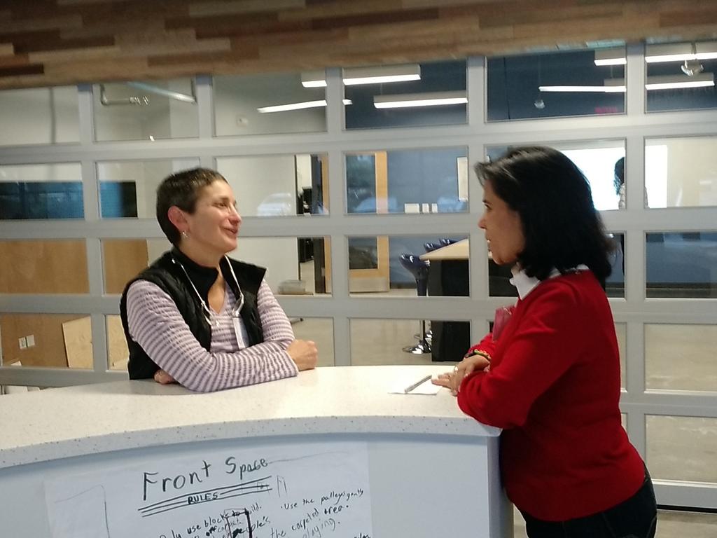 CabinetofCurios's tweet photo. #stemece getting started @Ideaventions we love connecting with educators https://t.co/s5sDZjmfsw