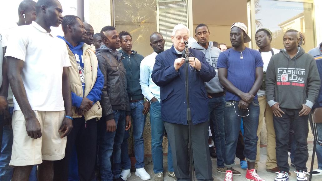 Un cuore. Un sogno che vola. #este #inaugurazione <a href="/LucaFavarin/">Luca Favarin</a> <a href="/MeltingPotEU/">Melting Pot Europa</a> <a href="/sruotolo1/">Sandro Rotolo</a>