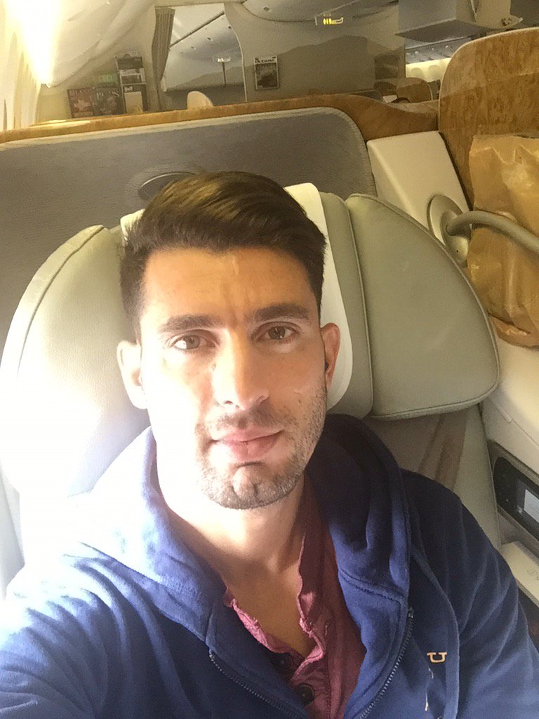 pechito37's tweet photo. Poniendo rumbo a Tailandia,primera para Dubai #enbuscadelBi #vamospechito #37 /Heading to Thailand, first stop Dubai https://t.co/jGsgijoYui