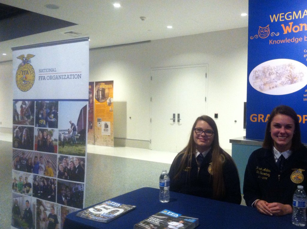 MDWordsmith's tweet image. #SmithsonianFood Yesterday we heard that white guys own 90% of American farms. Not for long!