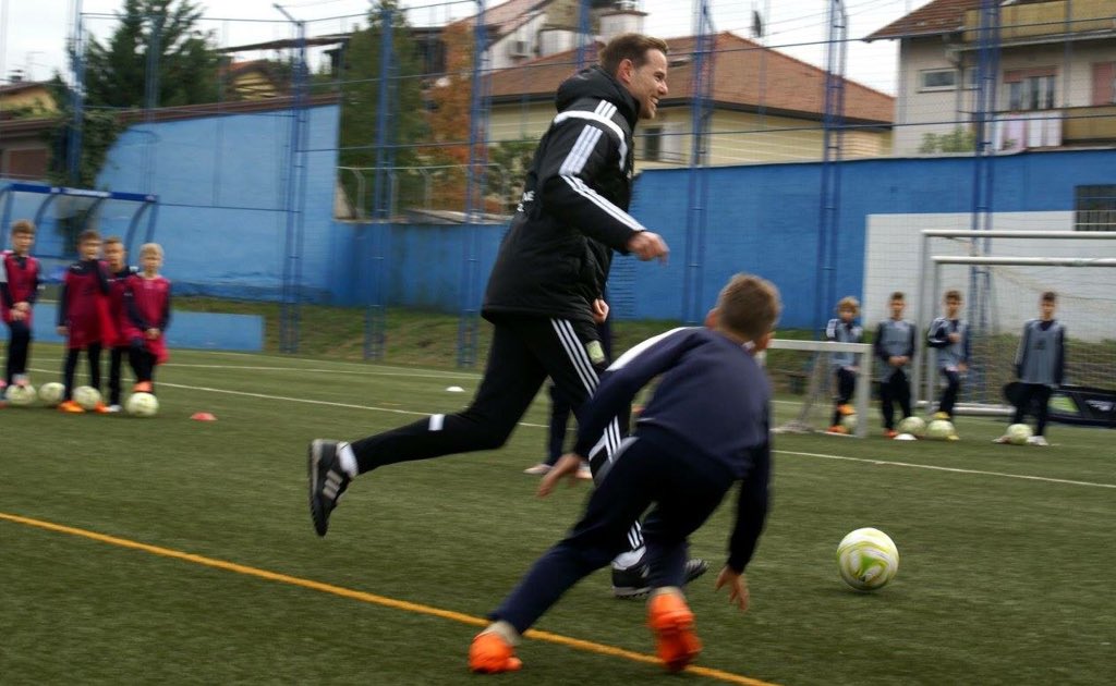 AnteBasic13's tweet photo. Scott Wright doing his thing @gnkdinamo @CoerverUK https://t.co/yD5yw04HsW