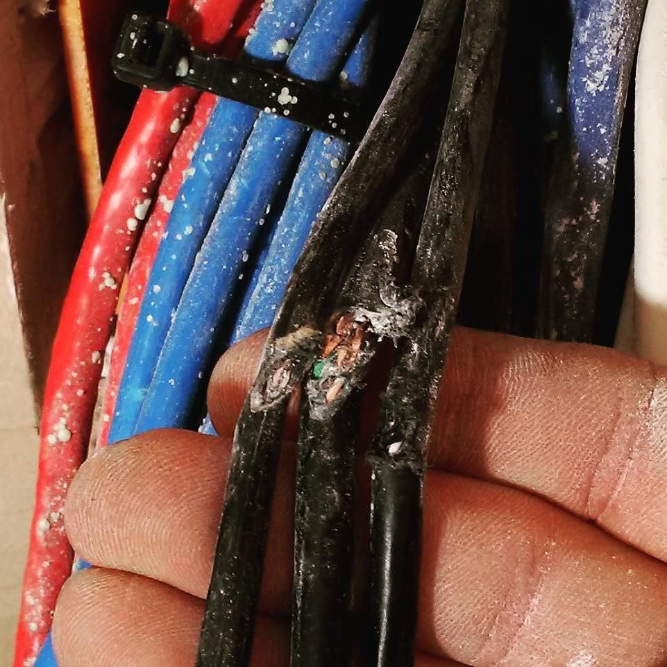 SmartFinish's tweet photo. Urgh! Damn drywallers and their #Rotozip's! 50 cables coming out of a wall and they decide to rotozip? https://t.co/jTUpef1lno