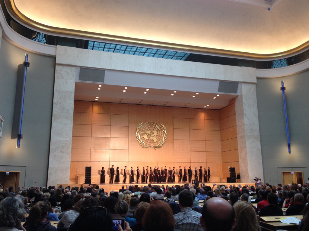 SunnyParkYS's tweet photo. At UN Geneva 70th anniversary celebration by grand theatre ballet "glory" #un70geneva https://t.co/g3wExZP0le
